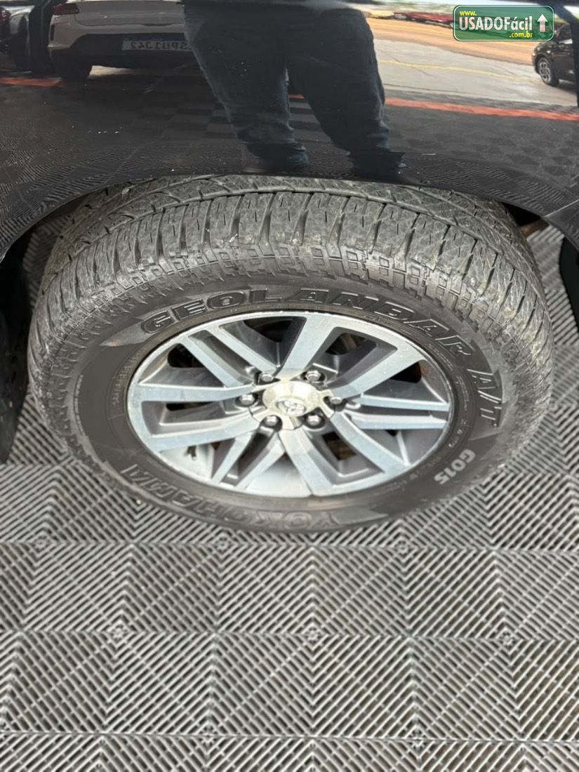 Toyota Hilux SRX CD 2.8 4x4 TDI Automático Diesel 2018/2018 — foto 7 de 15