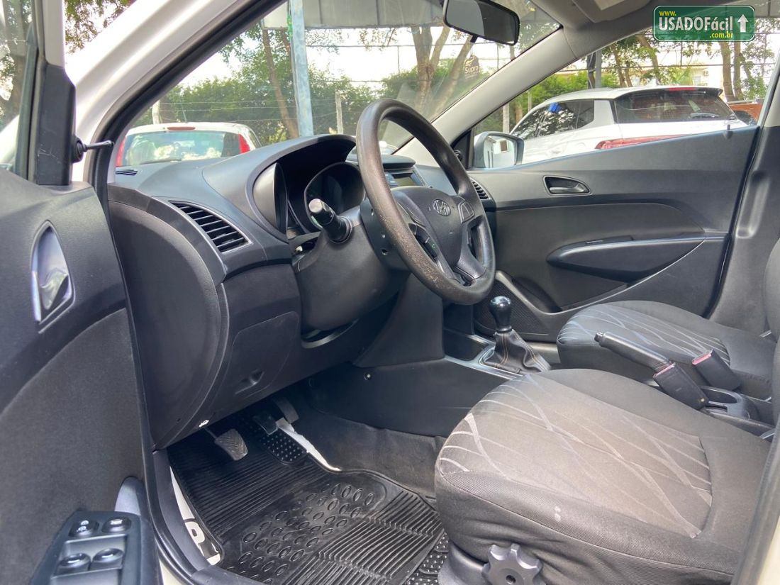 Hyundai HB20 Hatch Comfort 1.0 Flex 2013/2013 — foto 6 de 7