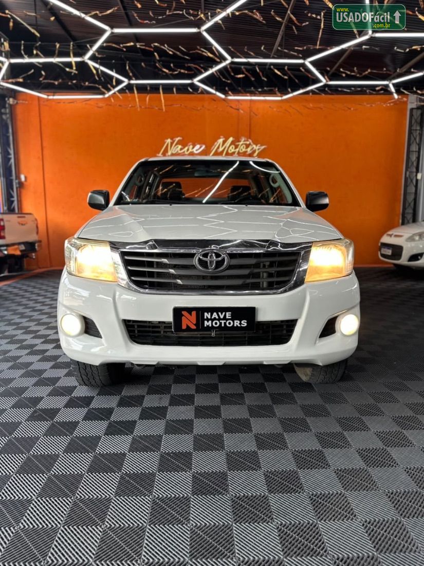 Toyota Hilux SR CD 2.7 4x2 Automático Flex 2013/2013 — foto 2 de 14