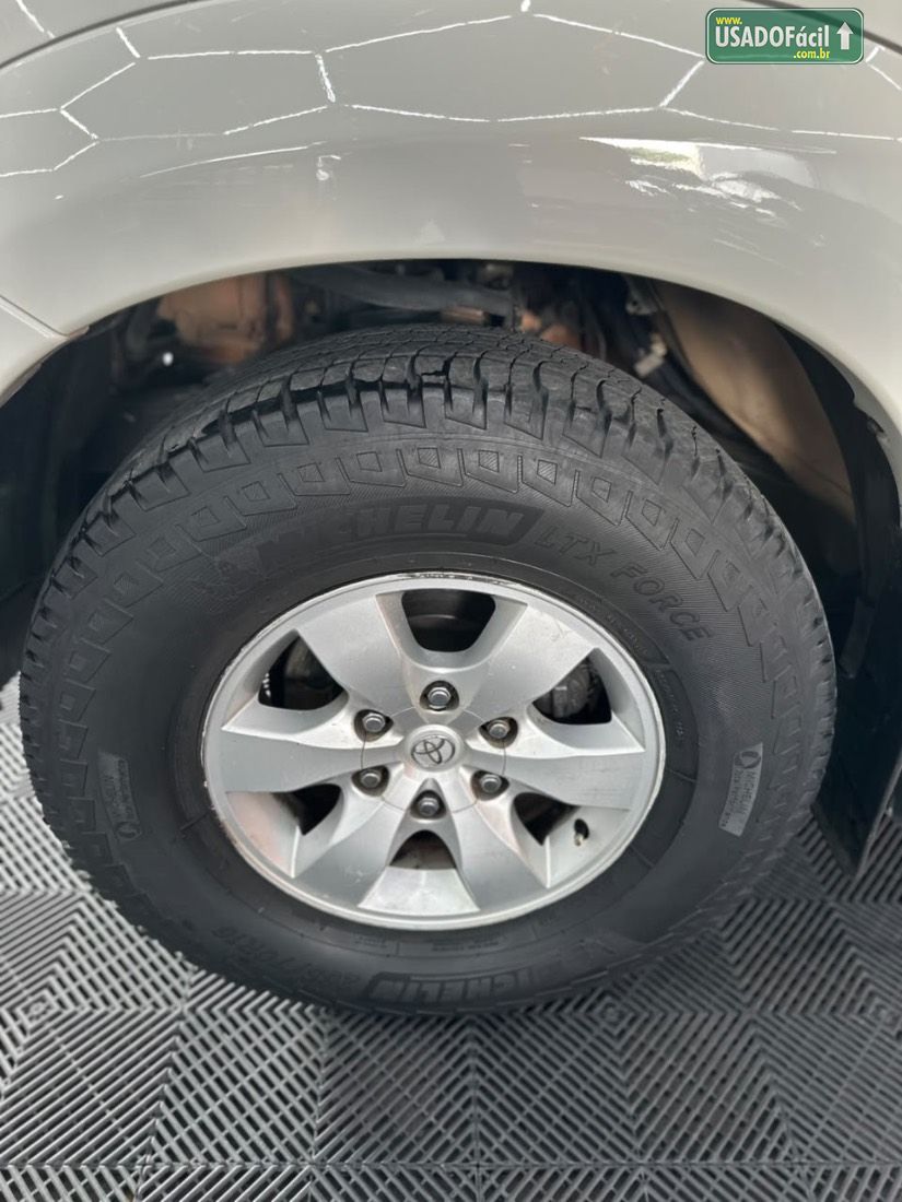 Toyota Hilux SR CD 2.7 4x2 Automático Flex 2013/2013 — foto 6 de 14