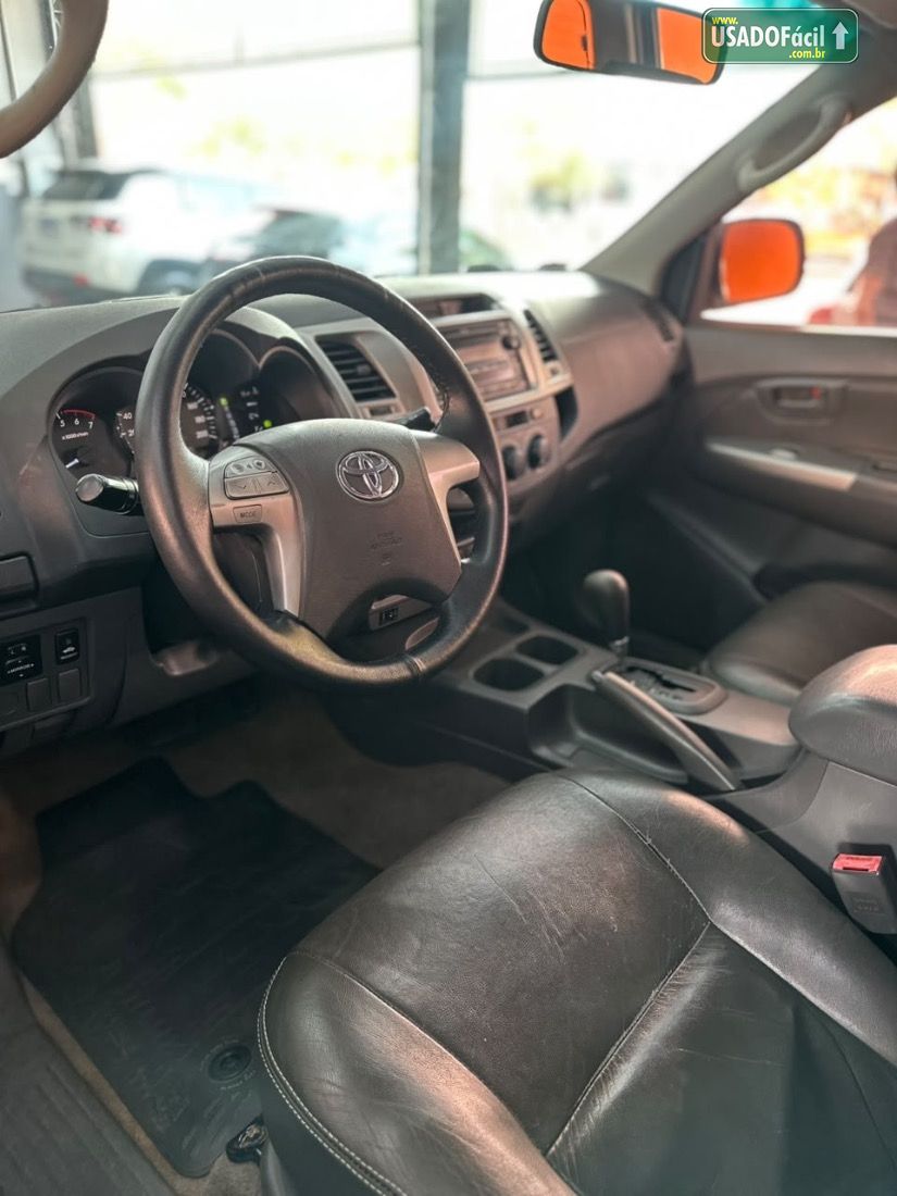 Toyota Hilux SR CD 2.7 4x2 Automático Flex 2013/2013 — foto 9 de 14