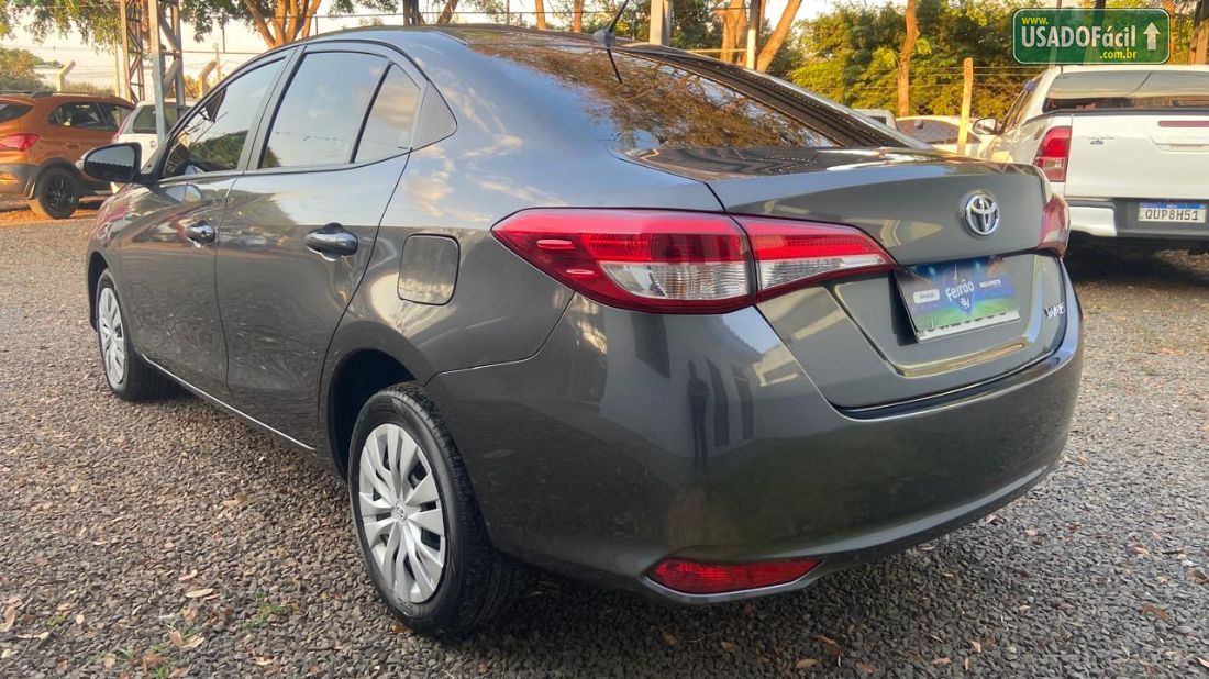 Toyota Yaris Sedan XL 1.5 Automático Flex 2024/2025 — foto 4 de 8