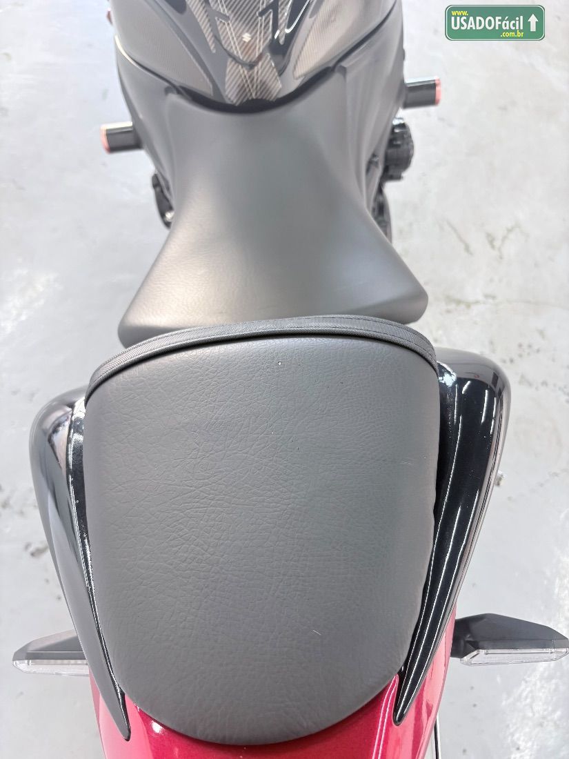 Suzuki GSX-S 1000 2016/2017 — foto 17 de 22