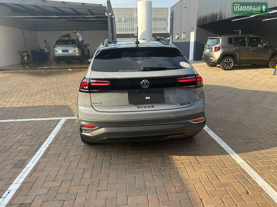 Volkswagen Nivus Highline 200 TSI Automático Flex 2023/2024 — foto 4 de 5