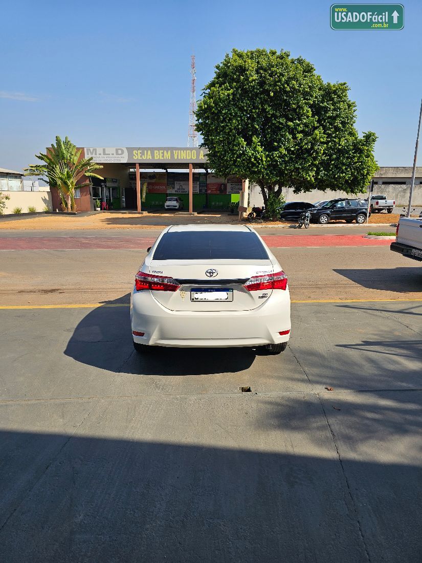 Toyota Corolla Altis 2.0 Automático Flex 2014/2015 — foto 4 de 8