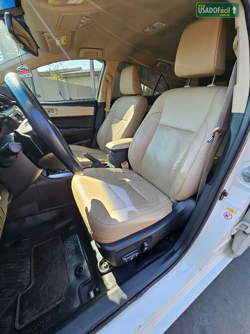 Toyota Corolla Altis 2.0 Automático Flex 2014/2015 — foto 5 de 8