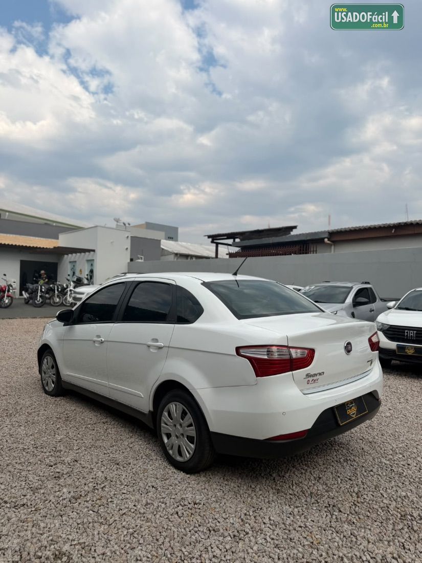 Fiat Grand Siena Attractive 1.4 Evo Fire Flex 2014/2015 — foto 2 de 13
