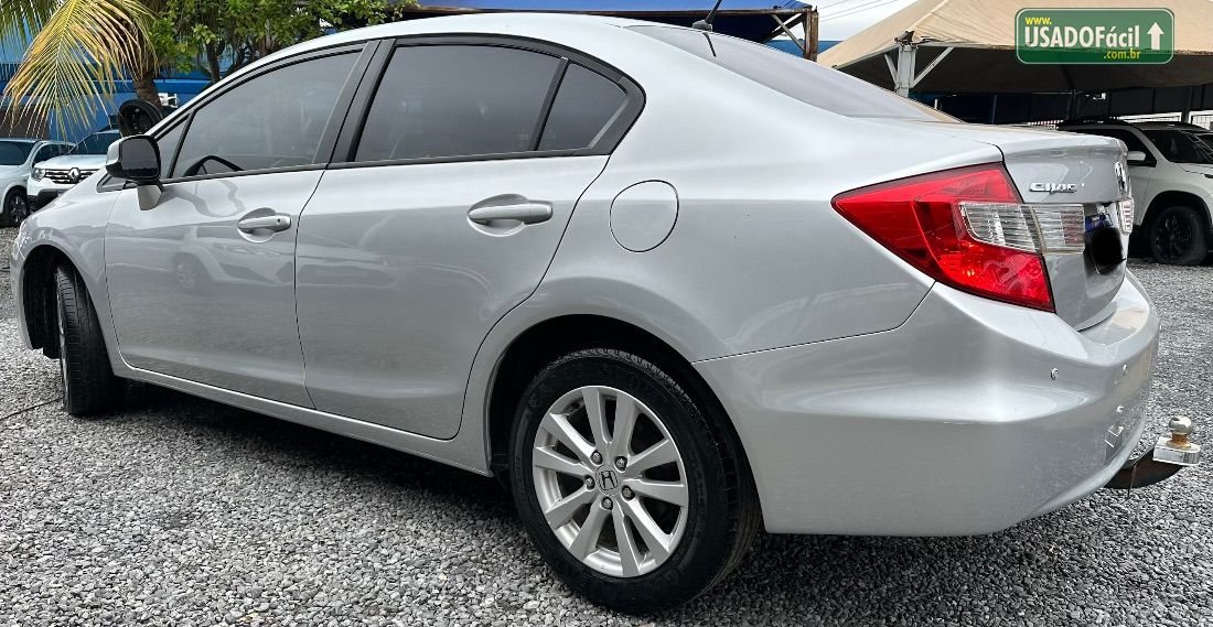 Honda Civic Sedan LXS 1.8 Mecânico 2013/2014 — foto 2 de 6