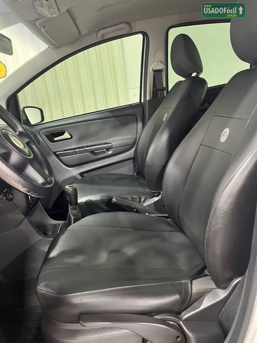 Volkswagen Fox 1.6 Mi 4P Total Flex 2010/2011 — foto 9 de 14