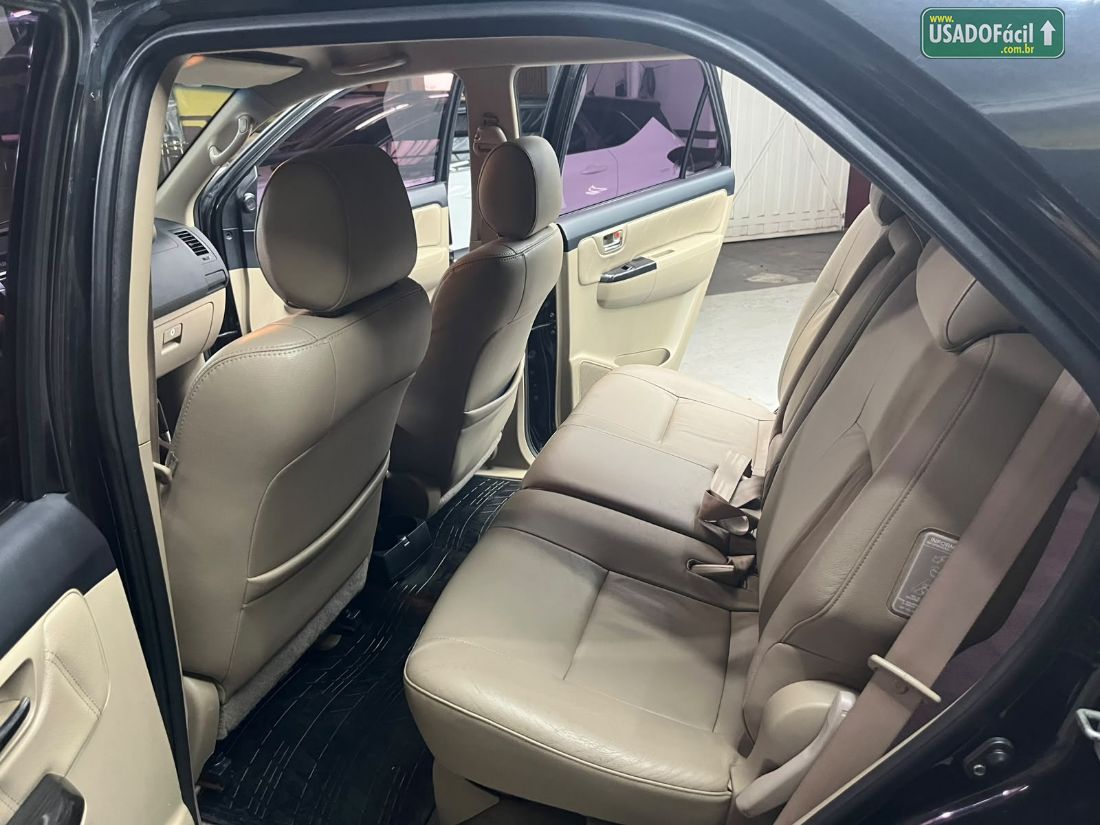 Toyota Hilux SW4 SRV D4-D 3.0 4x4 TDI Automático Diesel 2014/2015 — foto 16 de 16