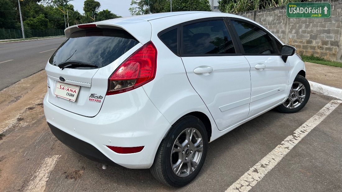 Ford Fiesta Hatch 1.6 Automático 5P Flex 2015/2015 — foto 4 de 10