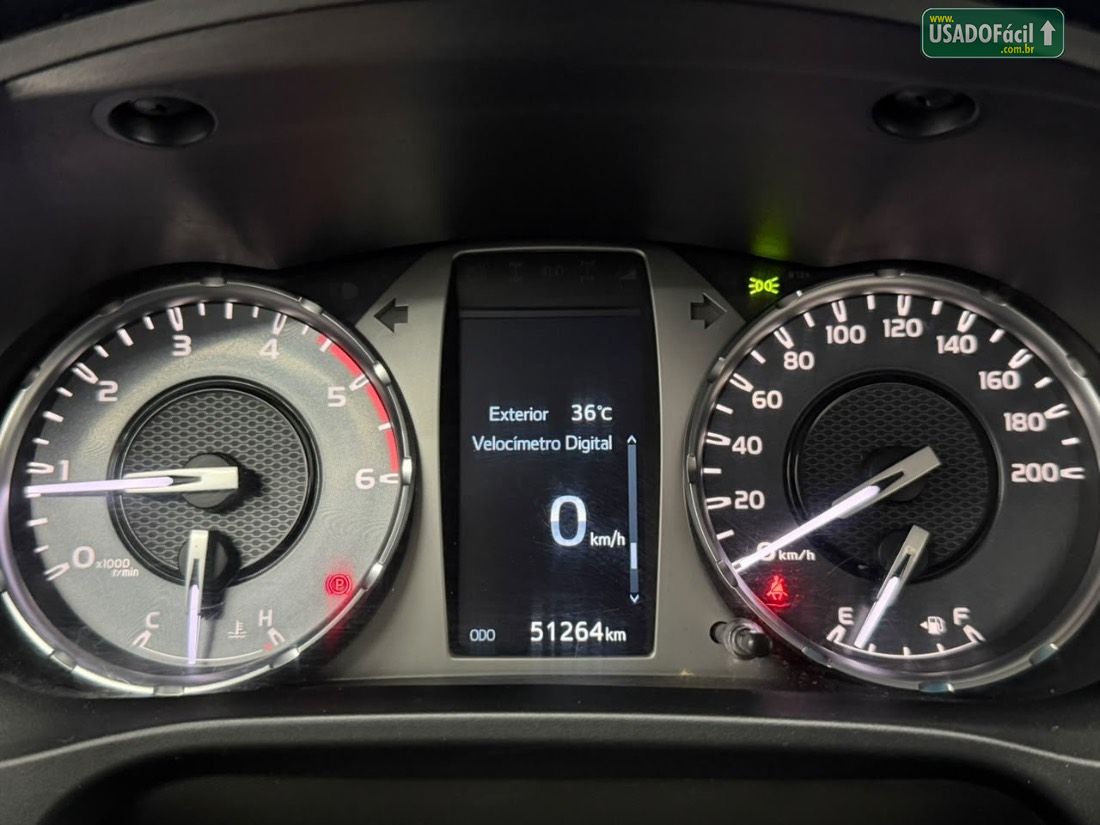 Toyota Hilux CS 4x4 2.8 TDI Mecânico Diesel 2024/2025 — foto 12 de 13