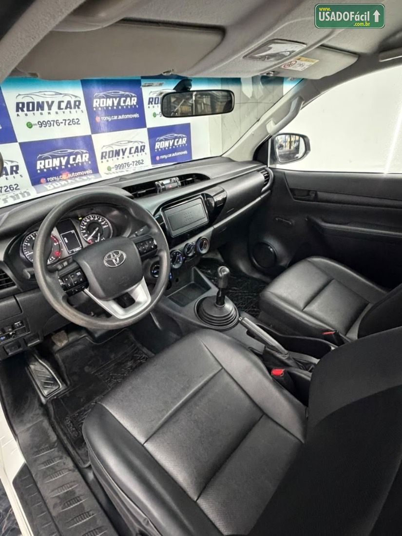 Toyota Hilux CS 4x4 2.8 TDI Mecânico Diesel 2024/2025 — foto 13 de 13