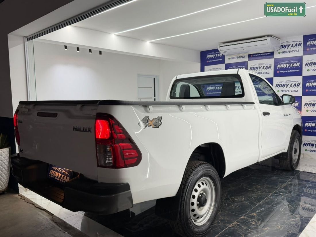 Toyota Hilux CS 4x4 2.8 TDI Mecânico Diesel 2024/2025 — foto 4 de 13