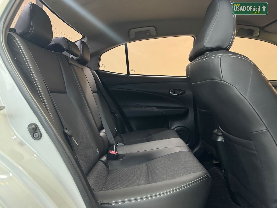 Toyota Yaris Sedan XS 1.5 Automático Flex 2024/2025 — foto 14 de 14