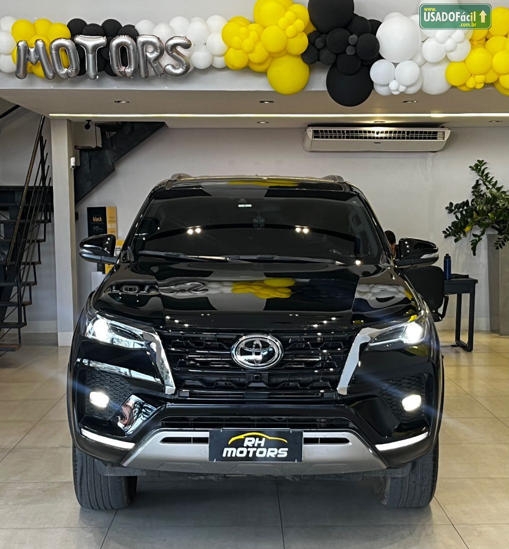 Toyota Hilux SRX CD 2.8 4x4 TDI Automático Diesel 2021/2021 — foto 2 de 13