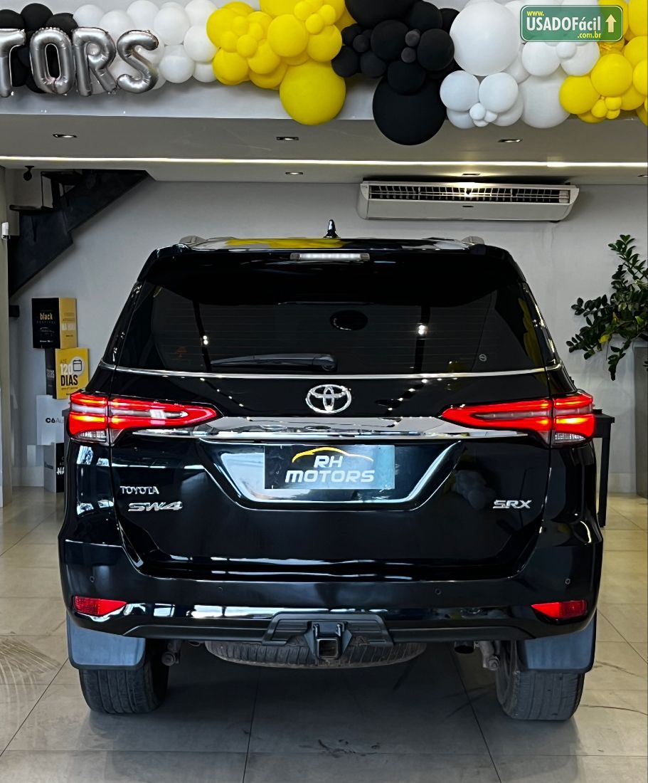 Toyota Hilux SRX CD 2.8 4x4 TDI Automático Diesel 2021/2021 — foto 5 de 13