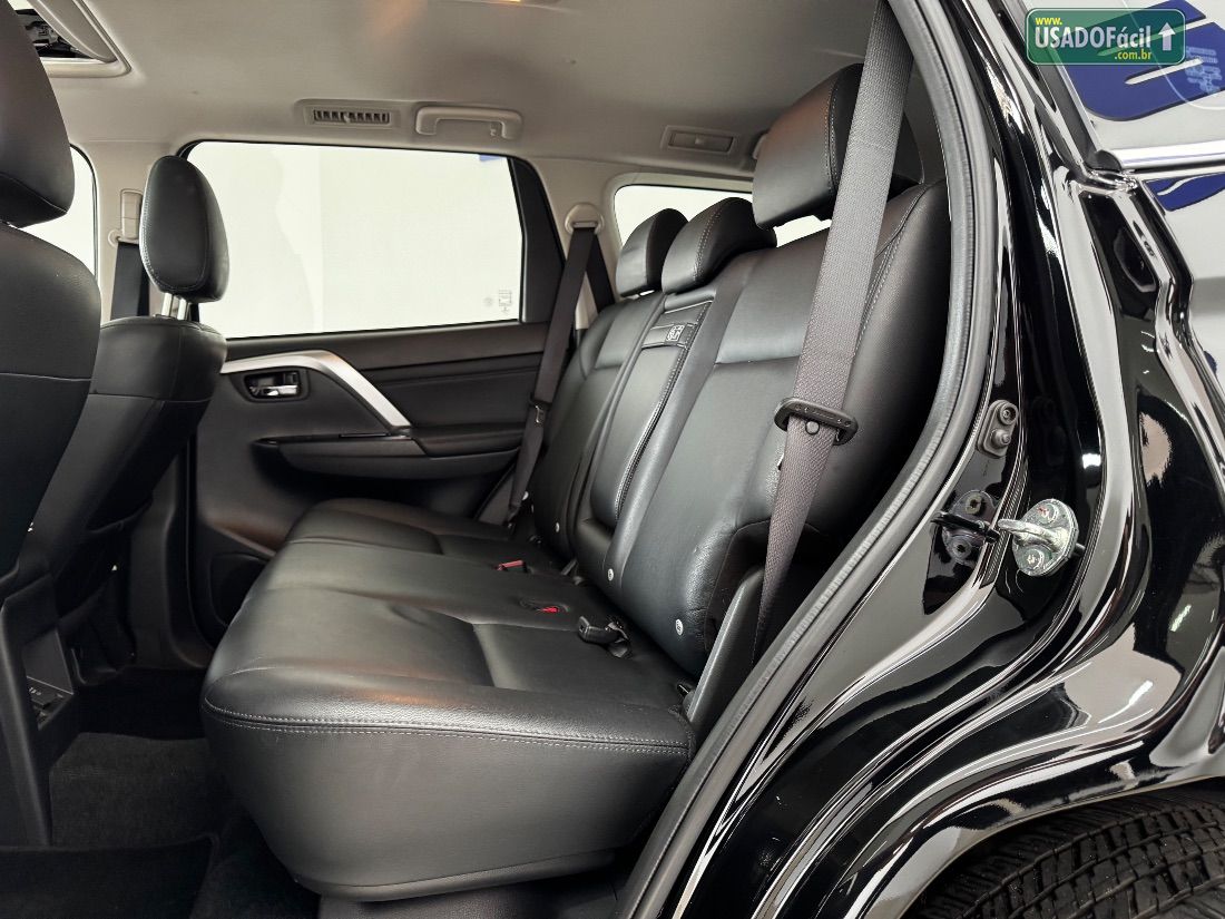Mitsubishi Pajero Sport HPE-S 2.4 4x4 Automático Diesel 2023/2024 — foto 10 de 13