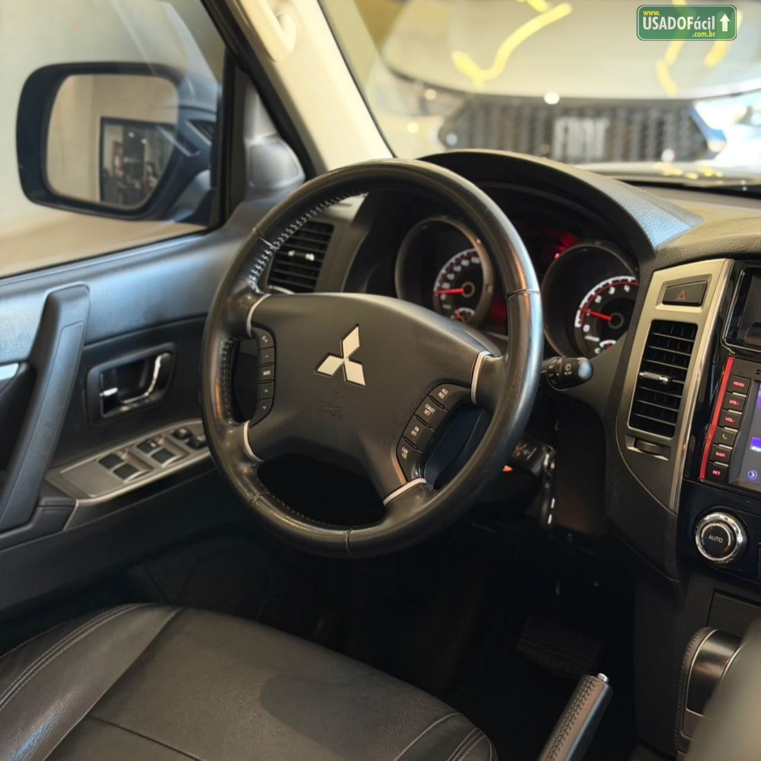 Mitsubishi Pajero HPE Full 3.2 4x4 Turbo Intercooler Automático Diesel 2017/2018 — foto 10 de 15