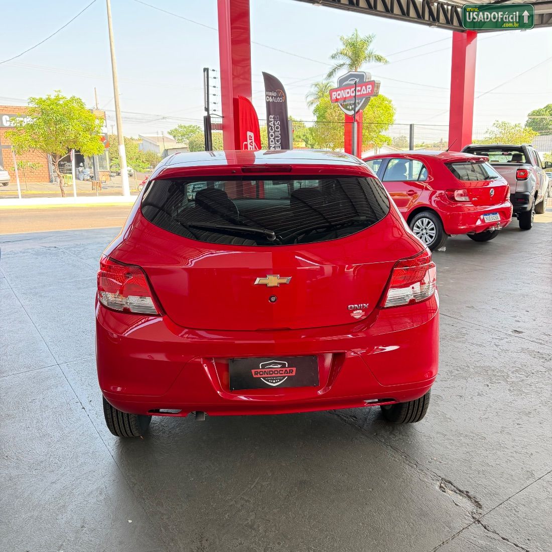 CHEVROLET/GM Onix Hatch LS 1.0 Mecânico Flex 2015/2016 — foto 6 de 13