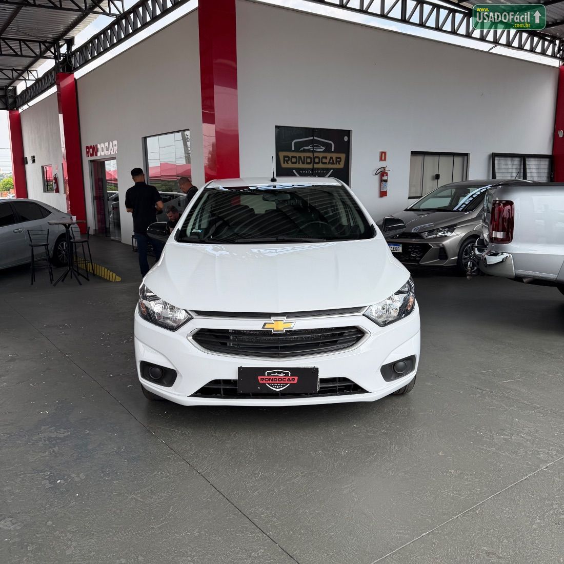 CHEVROLET/GM Onix Hatch Advantage 1.4 Automático Flex 2019/2019 — foto 5 de 13