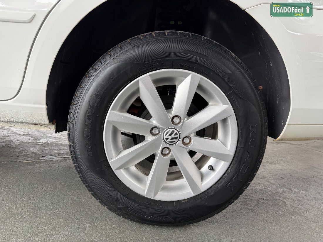Volkswagen Voyage Trend 1.6 Total Flex 2012/2013 — foto 10 de 13