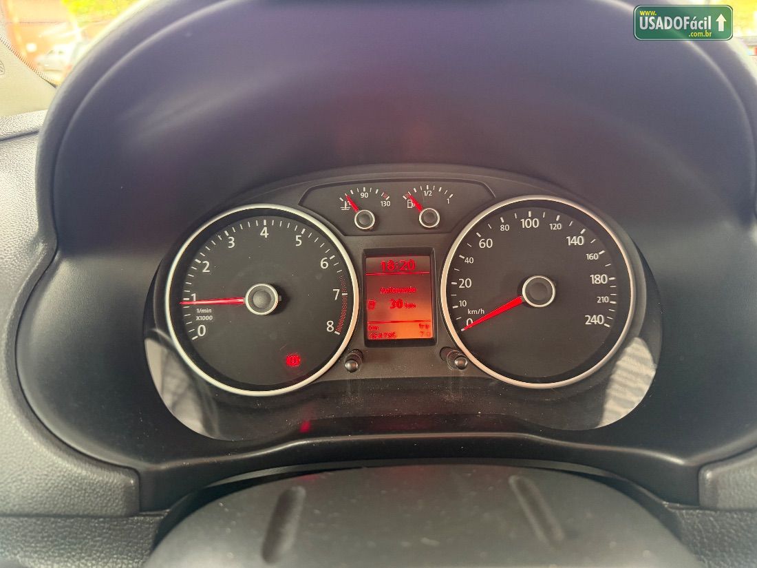 Volkswagen Voyage Trend 1.6 Total Flex 2012/2013 — foto 11 de 13