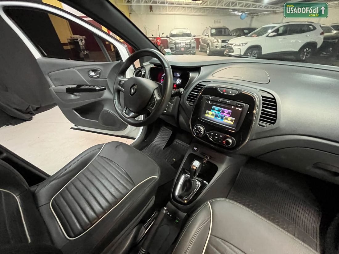 Renault Captur Intense 2.0 Automático Flex 2020/2021 — foto 17 de 18