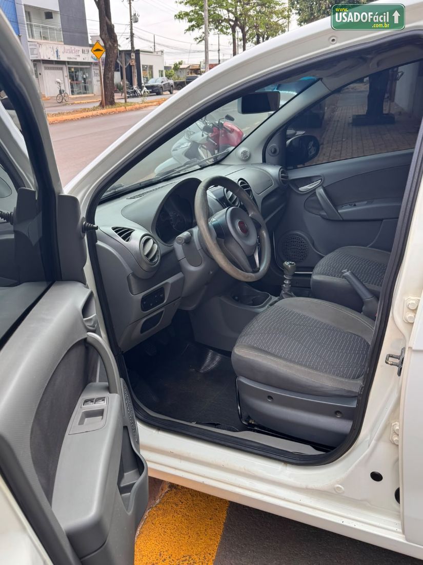 Fiat Palio Attractive 1.4 EVO Fire Flex 5P 2016/2016 — foto 7 de 13