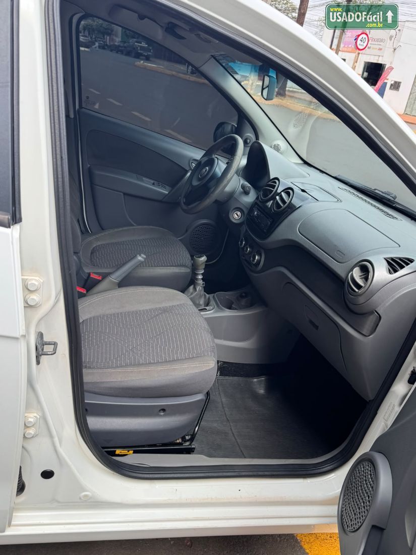 Fiat Palio Attractive 1.4 EVO Fire Flex 5P 2016/2016 — foto 9 de 13