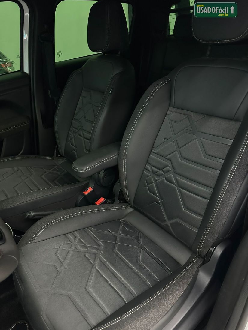 Fiat Strada Volcano CD 1.3 Automático Flex 2024/2025 — foto 13 de 19