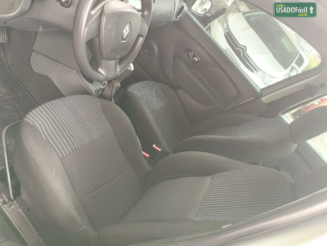 Renault Logan Authentique 1.0 Flex 2017/2018 — foto 7 de 7