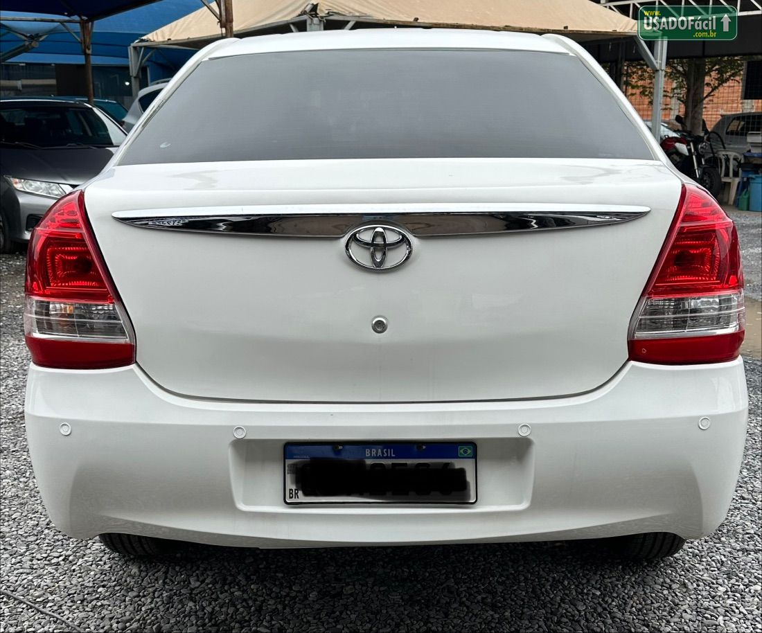 Toyota Etios Sedan XLS 1.5 Mecânico Flex 2014/2014 — foto 4 de 6