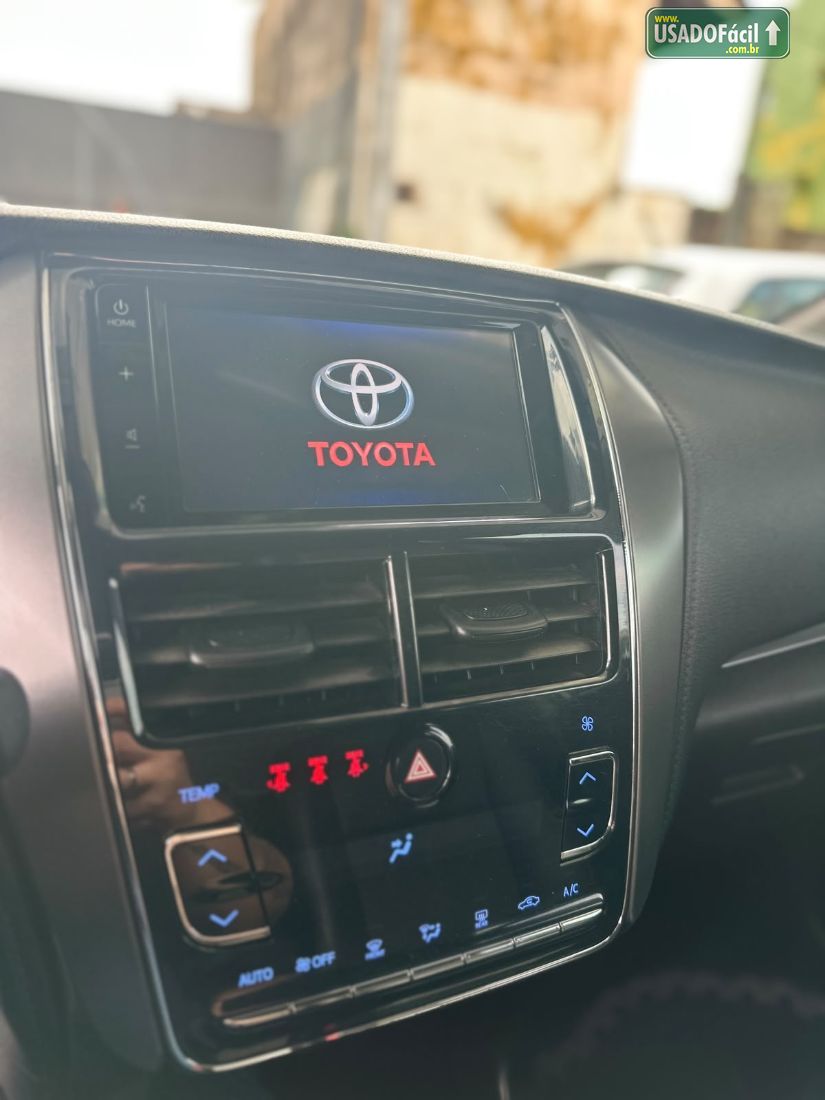 Toyota Yaris Sedan XL 1.5 Automático Flex 2023/2023 — foto 14 de 17