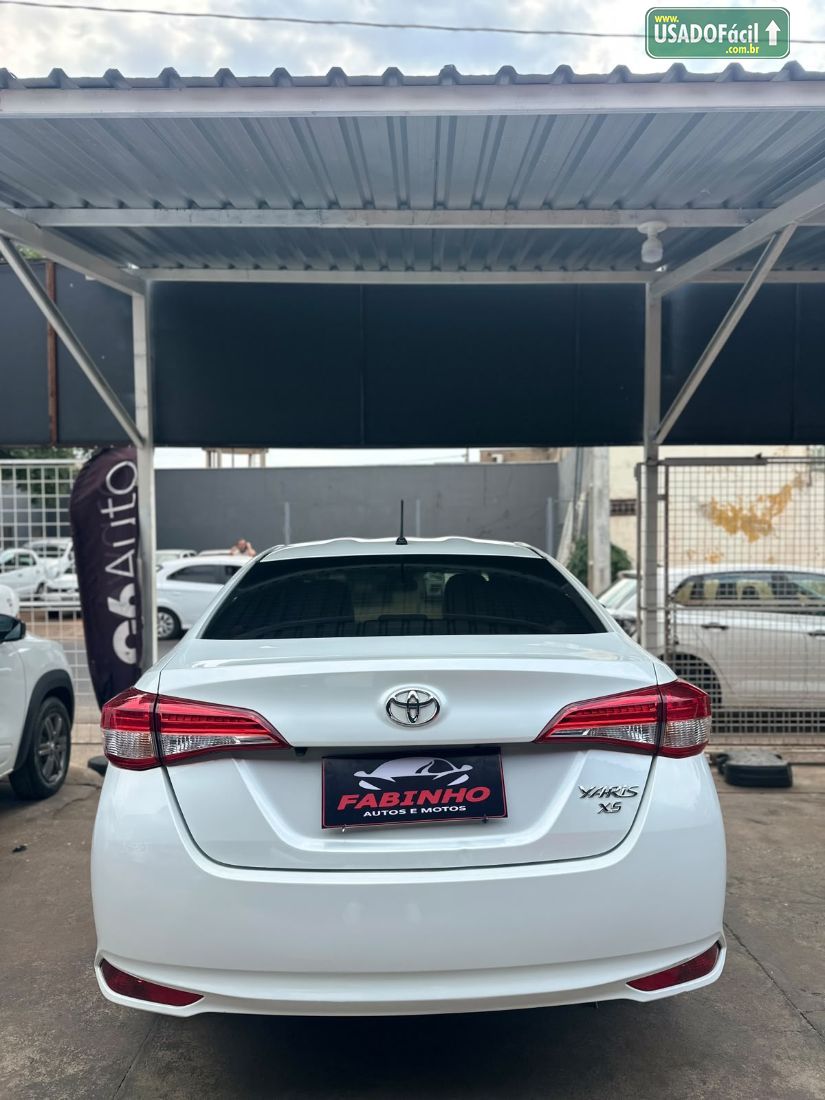 Toyota Yaris Sedan XL 1.5 Automático Flex 2023/2023 — foto 2 de 17