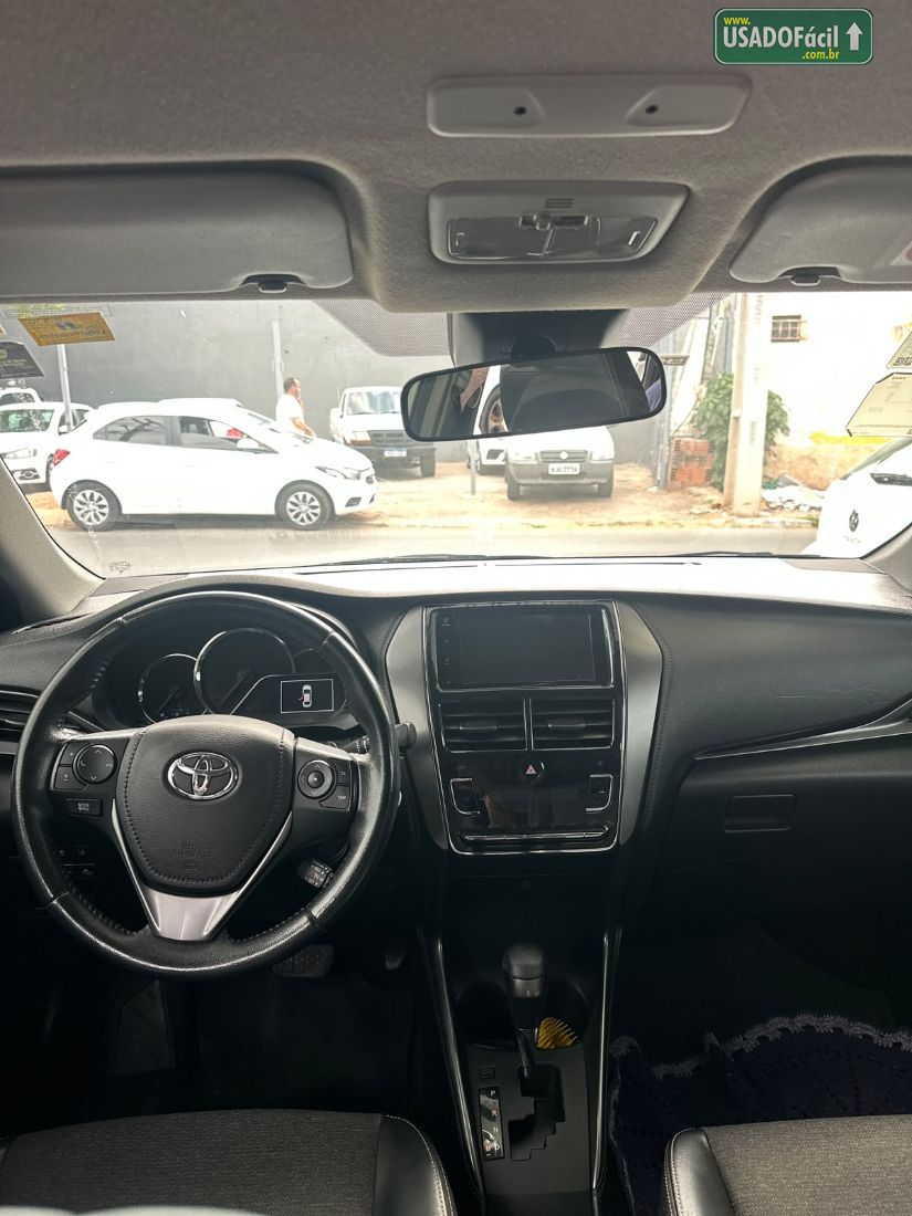 Toyota Yaris Sedan XL 1.5 Automático Flex 2023/2023 — foto 8 de 17