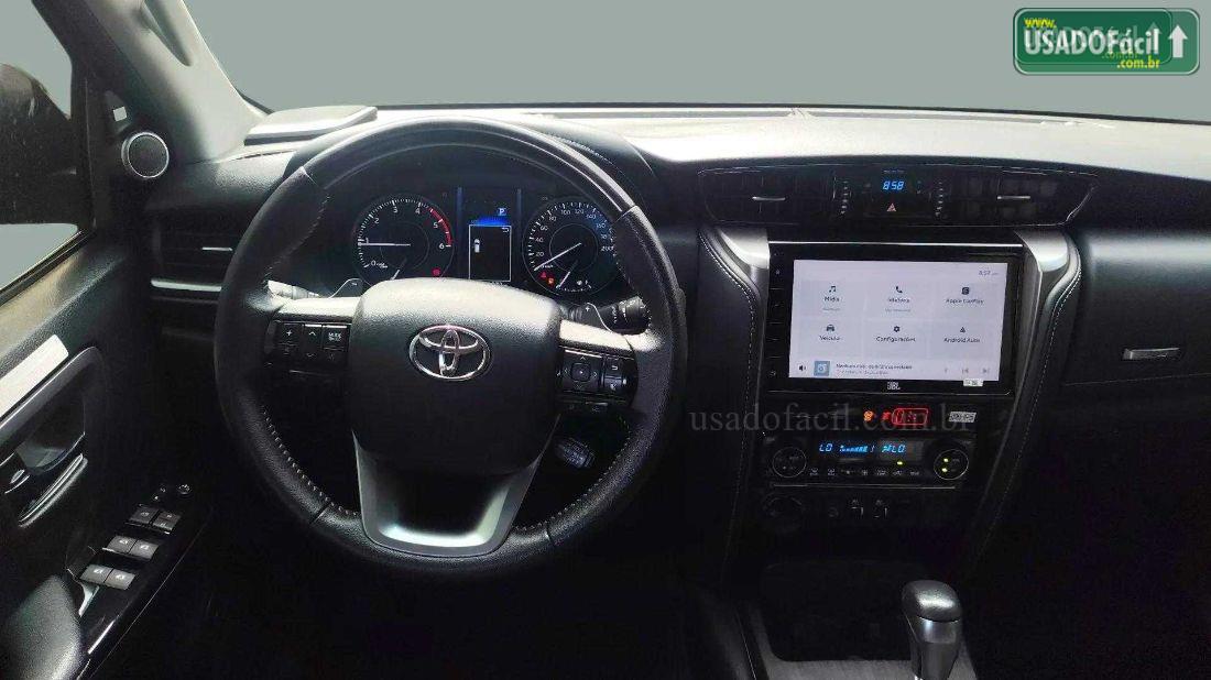 TOYOTA Hilux SW4 SRX 2.8 4x4 TDI Automático Diesel 2023/2024 — foto 10 de 13
