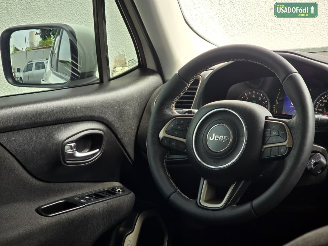 Jeep Renegade Longitude 1.8 4x2 Automático Flex 2015/2016 — foto 9 de 14