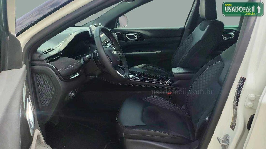 JEEP COMMANDER BLACKHAWK HURRICANE 4X4 2025/2026 — foto 11 de 12