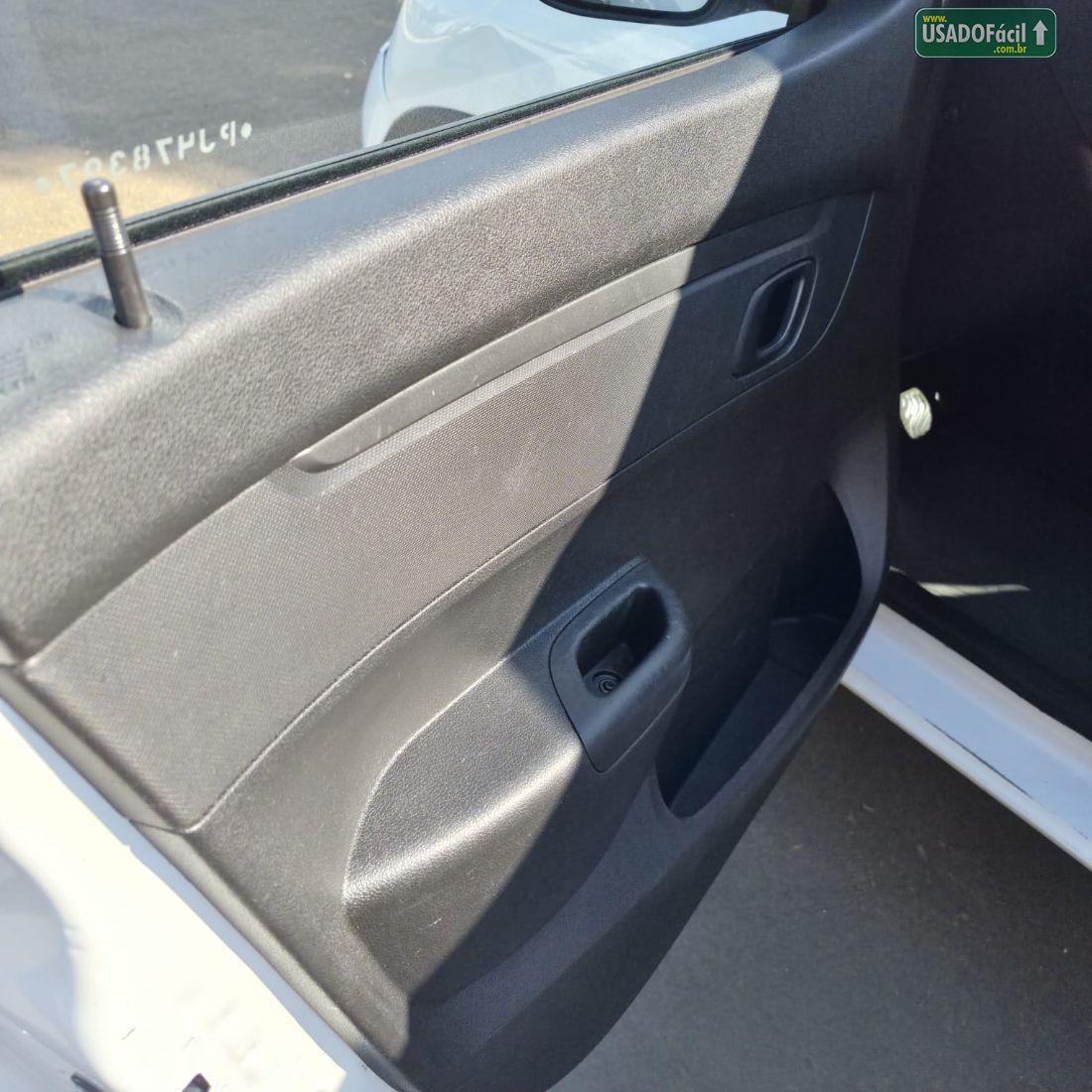Renault Kwid Zen 1.0 Mecânico Flex 2022/2023 — foto 14 de 17