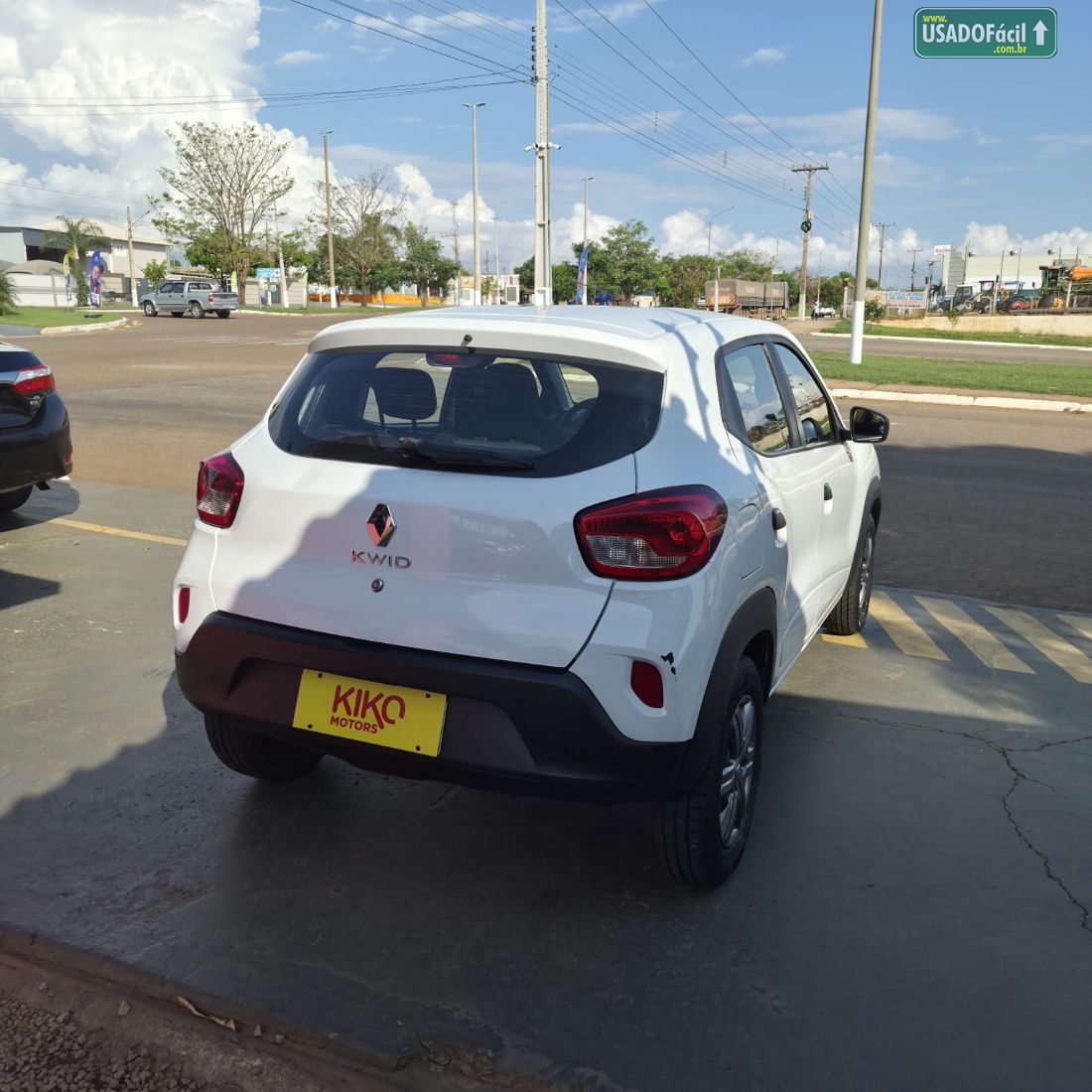 Renault Kwid Zen 1.0 Mecânico Flex 2022/2023 — foto 4 de 17
