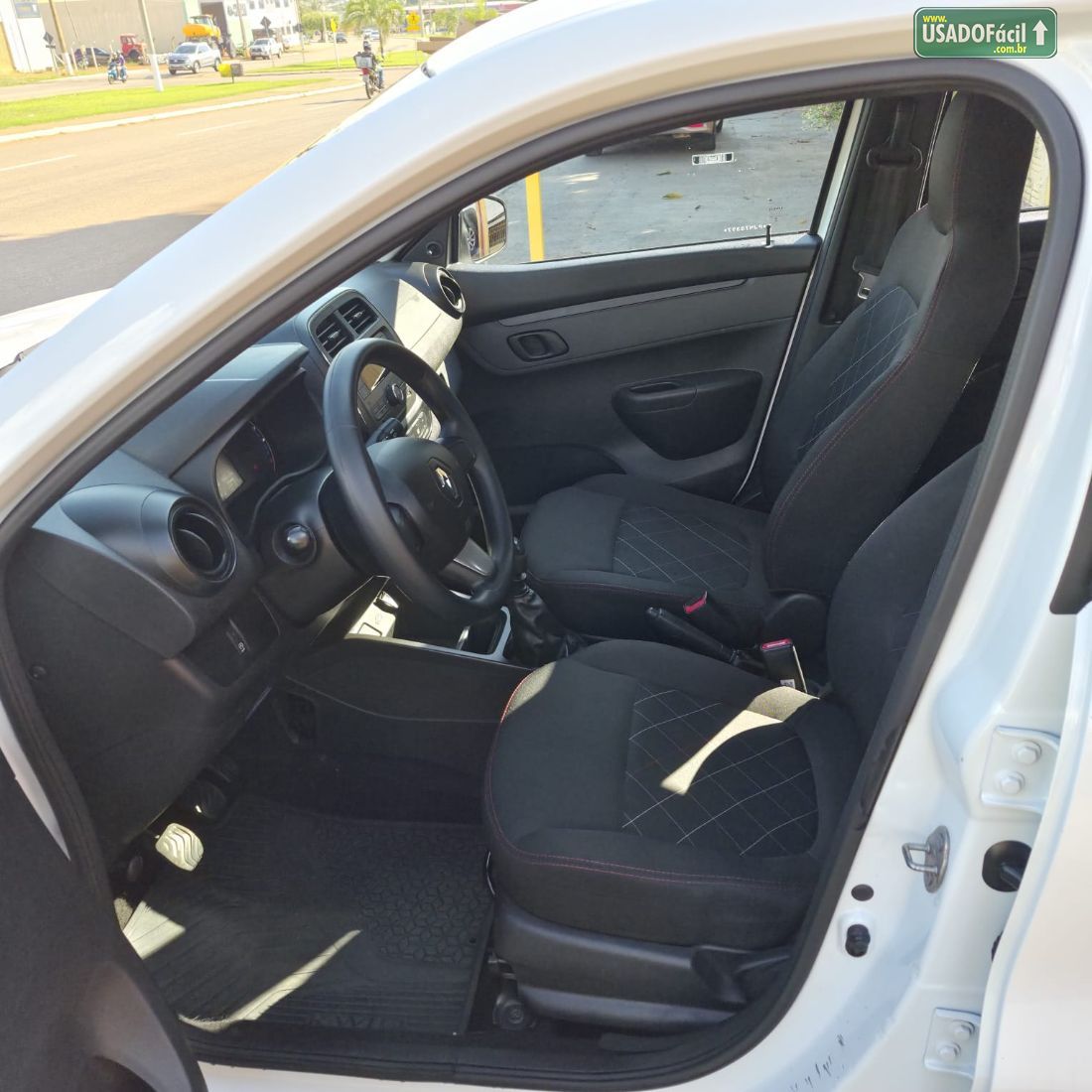Renault Kwid Zen 1.0 Mecânico Flex 2022/2023 — foto 8 de 17
