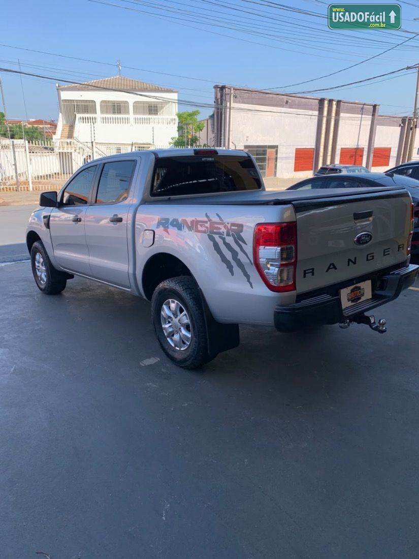 Ford Ranger XLS CD 2.5 4x2 Flex 2013/2013 — foto 2 de 12