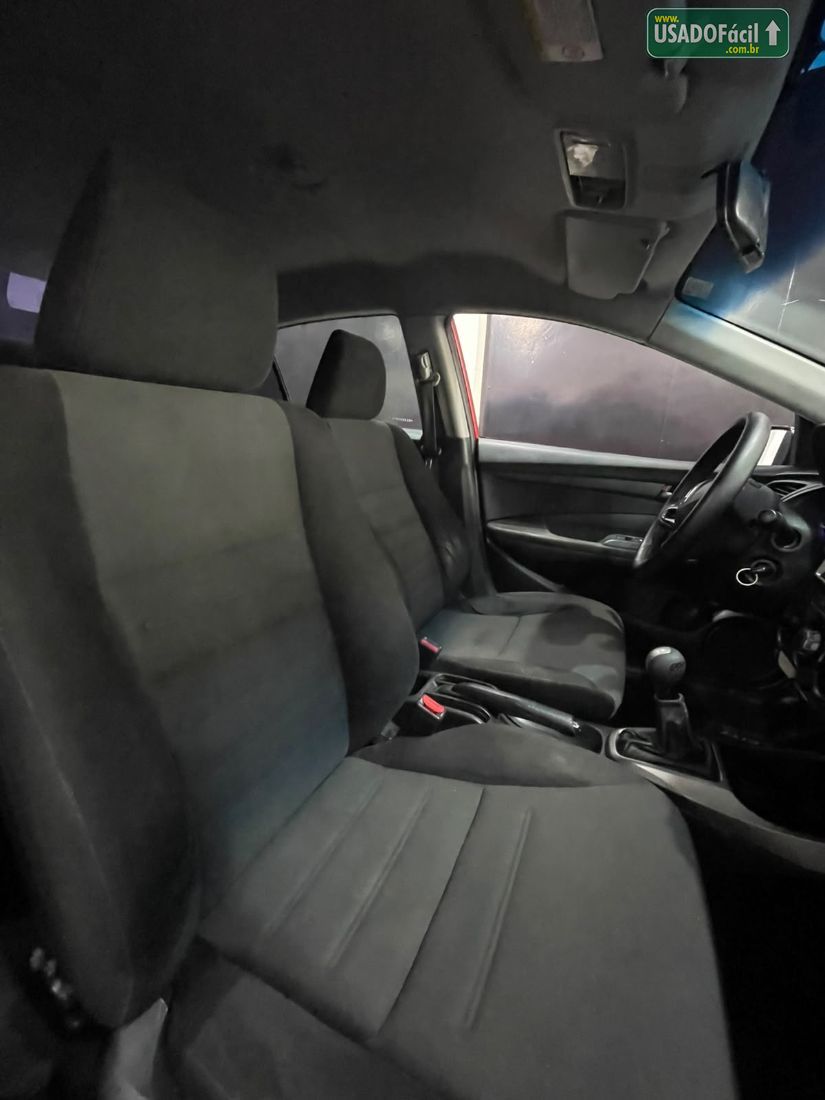 Honda City Sedan Sport 1.5 Mecânico Flex 2013/2014 — foto 18 de 21