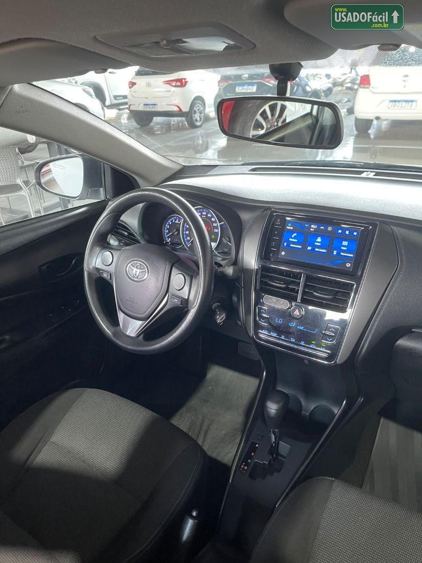 Toyota Yaris Sedan XL 1.5 Automático Flex 2022/2023 — foto 10 de 11