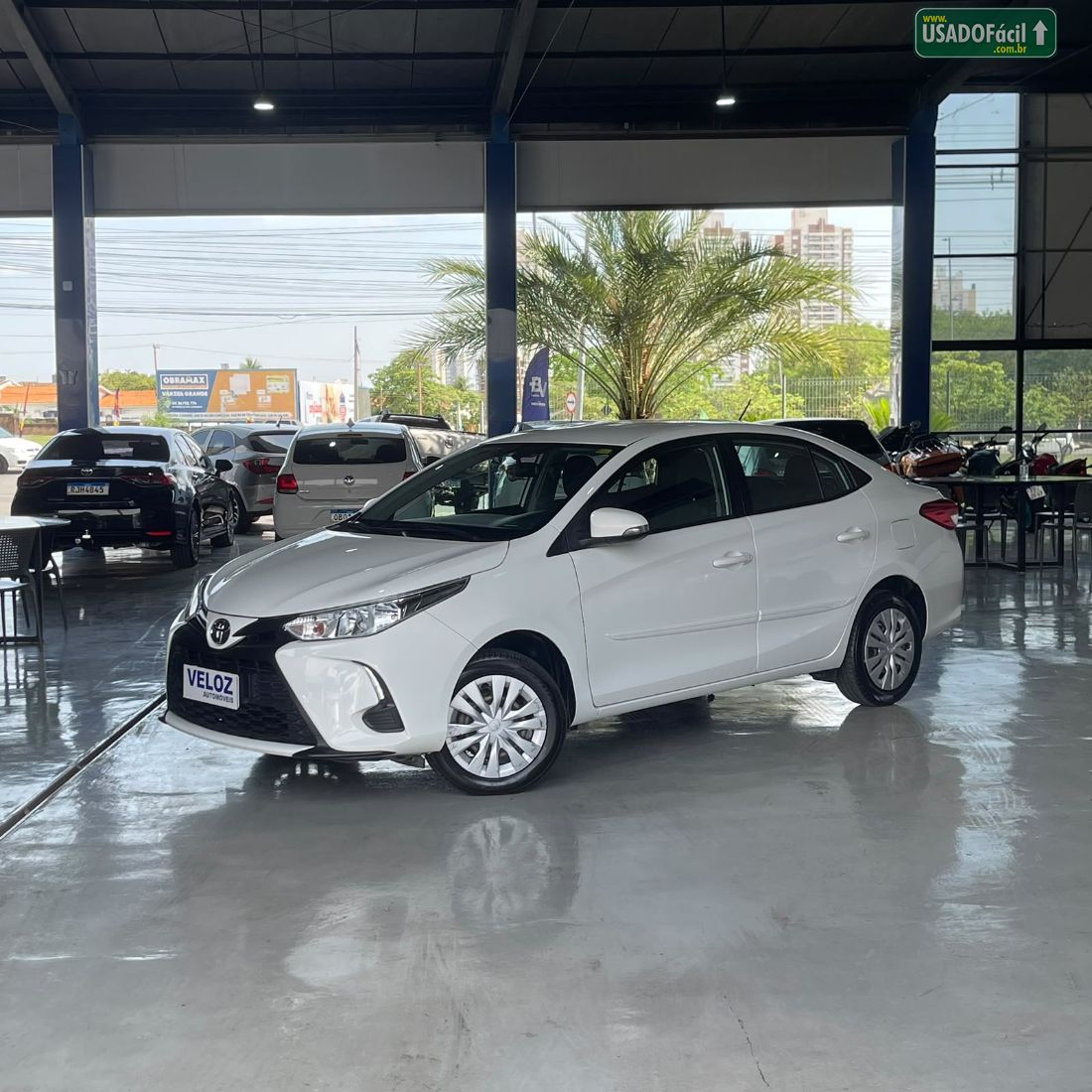 Toyota Yaris Sedan XL 1.5 Automático Flex 2022/2023 — foto 3 de 11
