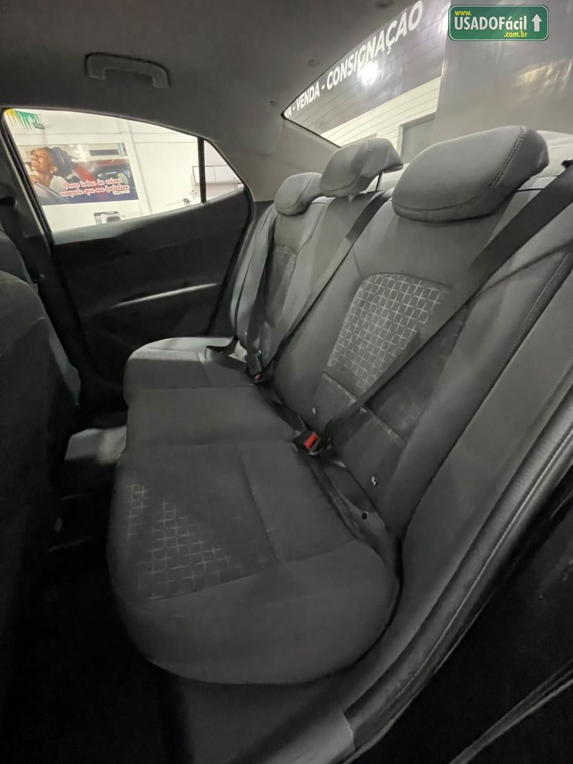 Hyundai HB20S Sedan Comfort Plus 1.0 Turbo Automático Flex 2023/2024 — foto 17 de 19