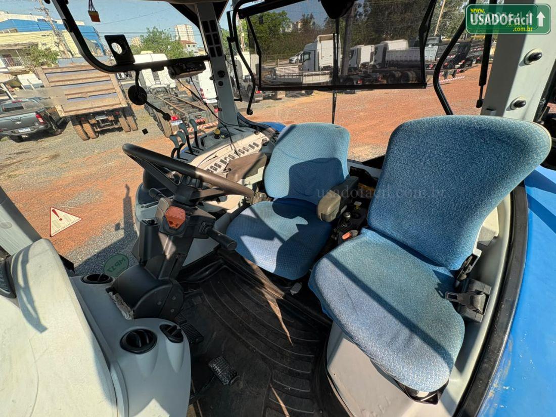 NEW HOLLAND Trator New Holland T7 245 2018/2018 — foto 6 de 8