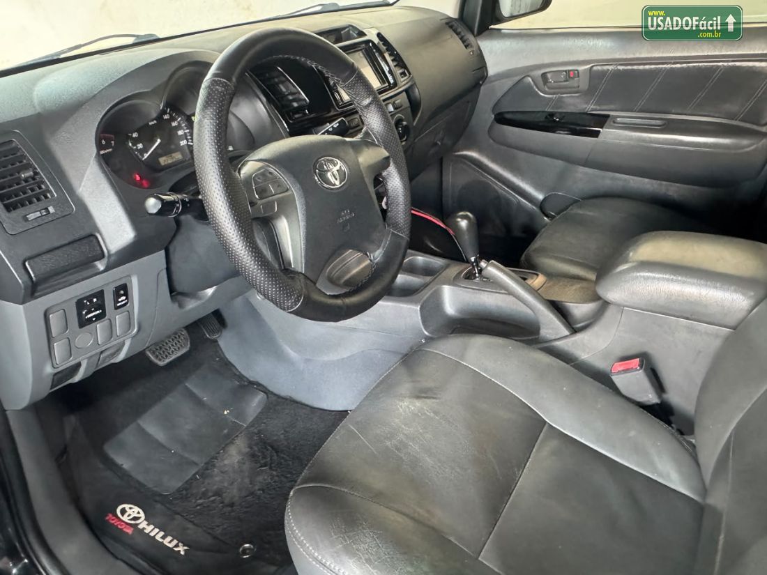 Toyota Hilux SR CD 2.7 4x2 Automático Flex 2012/2012 — foto 13 de 16