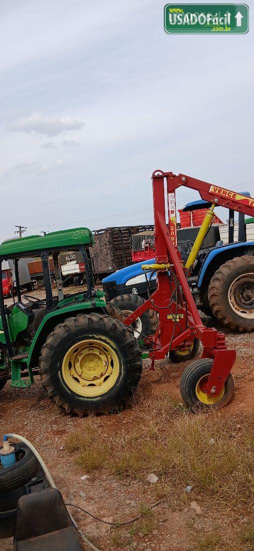 JOHN DEERE JH 5705 2011/2011 — foto 3 de 3